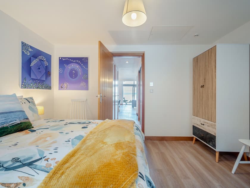 Double bedroom | Postbox Cottage, Lochranza