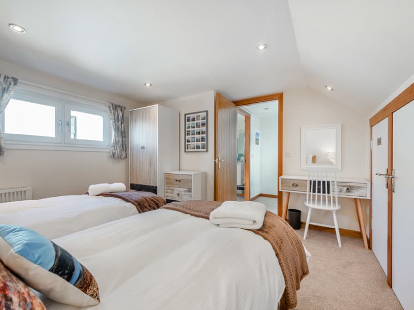 Twin bedroom | Postbox Cottage, Lochranza