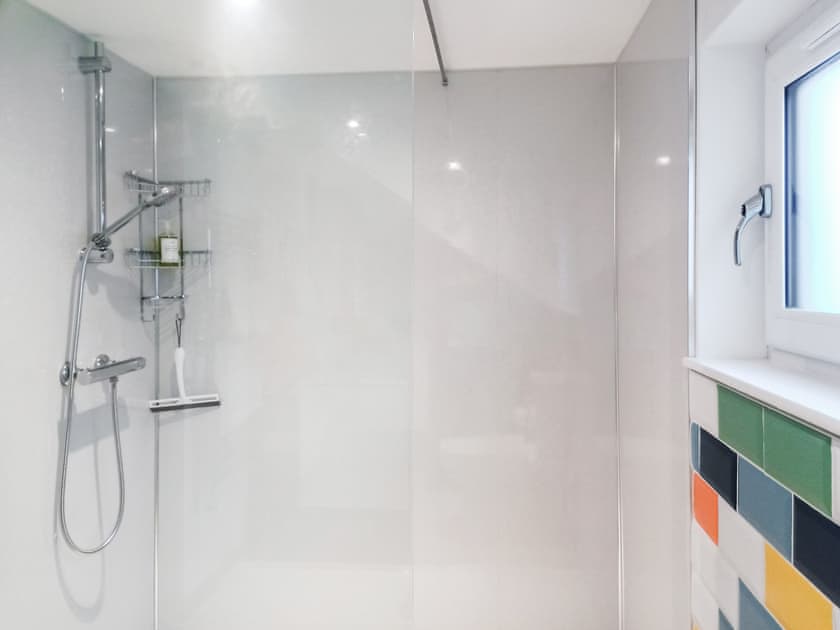 Bathroom | Postbox Cottage, Lochranza