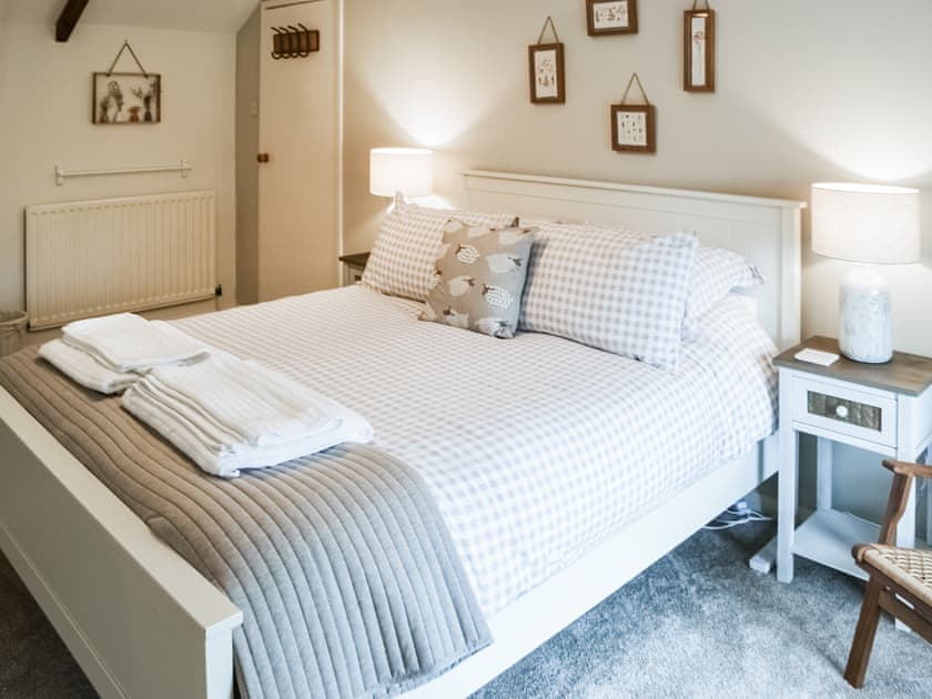 Double bedroom | Middles Cottage, East Woodburn