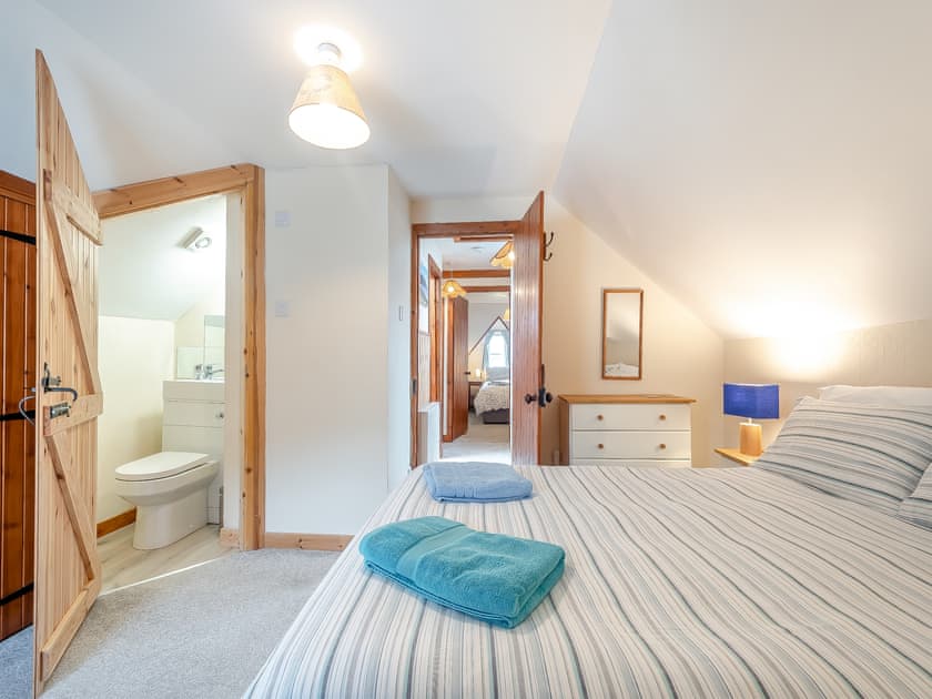 Double bedroom | 10 The Apostles - Apostle Cottages, Lochranza