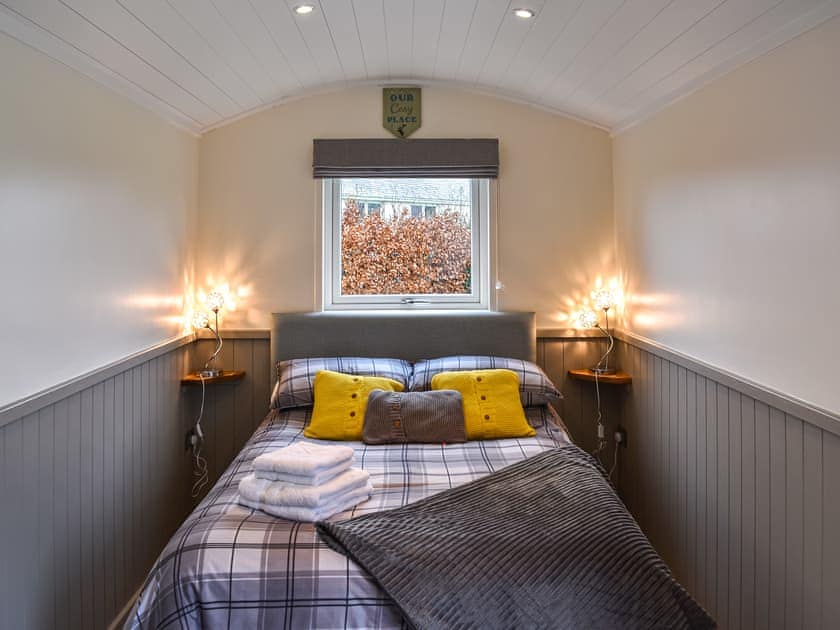 Charming bed area | Greengill Farm Shepherds Hut - Greengill, Greengill, near Cockermouth