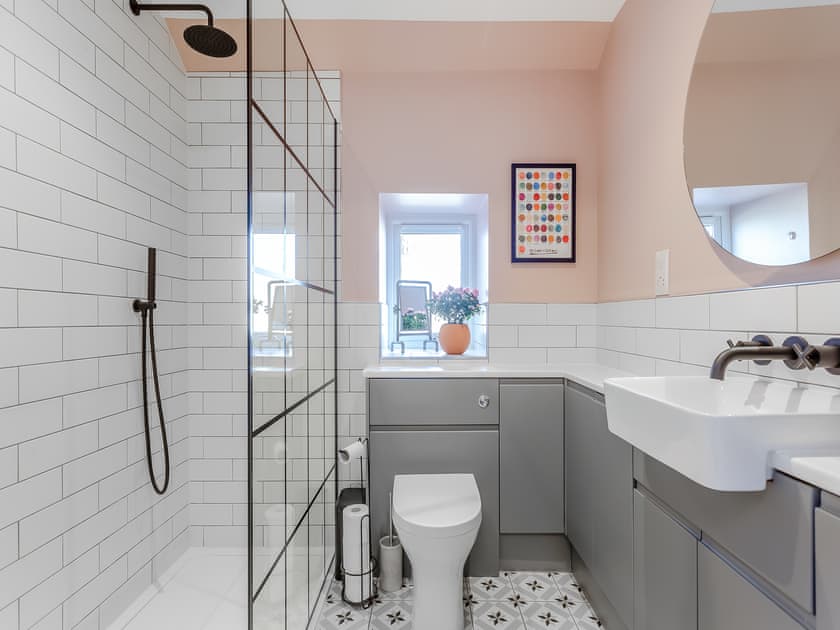 Bathroom | Glencairn, Inverness