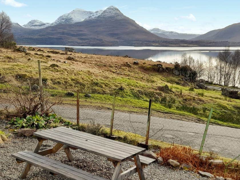 Sitting-out-area | Sunnybank Cottage, Inveralligin, near Torridon