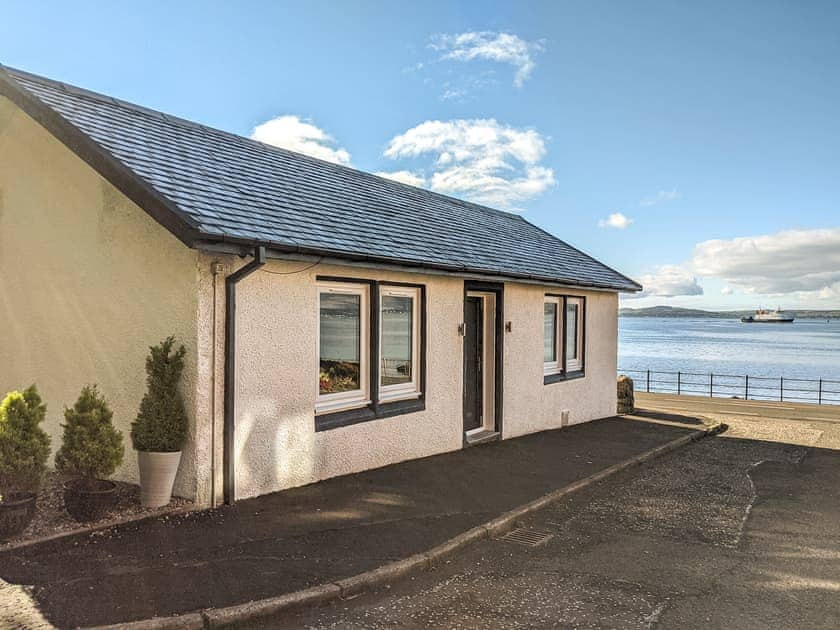 Strathclyde Cottage North in Skelmorlie