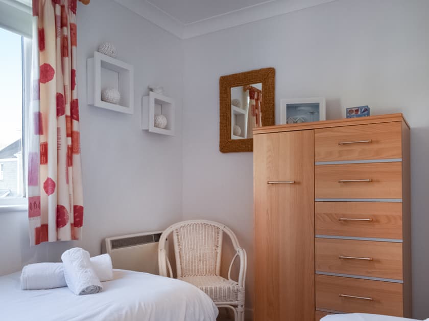 Twin bedroom | Chy Morvoren, Falmouth