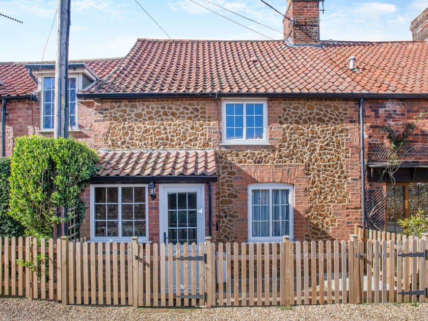 Exterior | Lavender Cottage, Heacham