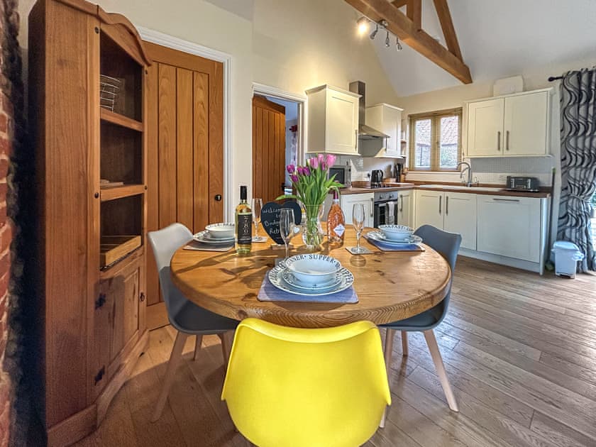 Kitchen/diner | Badger’s Retreat - Manor Farm Barns, Witton, near Happisburgh
