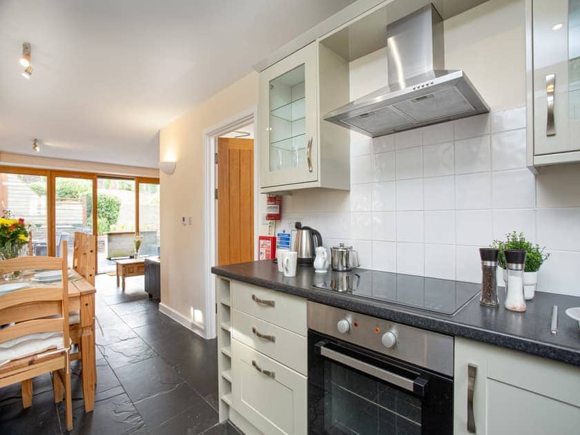 Kitchen | Golf Club Lodges- Curlew - Golf Club Lodges, Blackawton, near Totnes