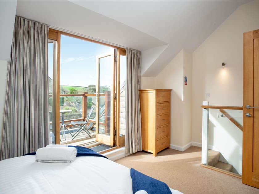 Double bedroom | Golf Club Lodges- Curlew - Golf Club Lodges, Blackawton, near Totnes