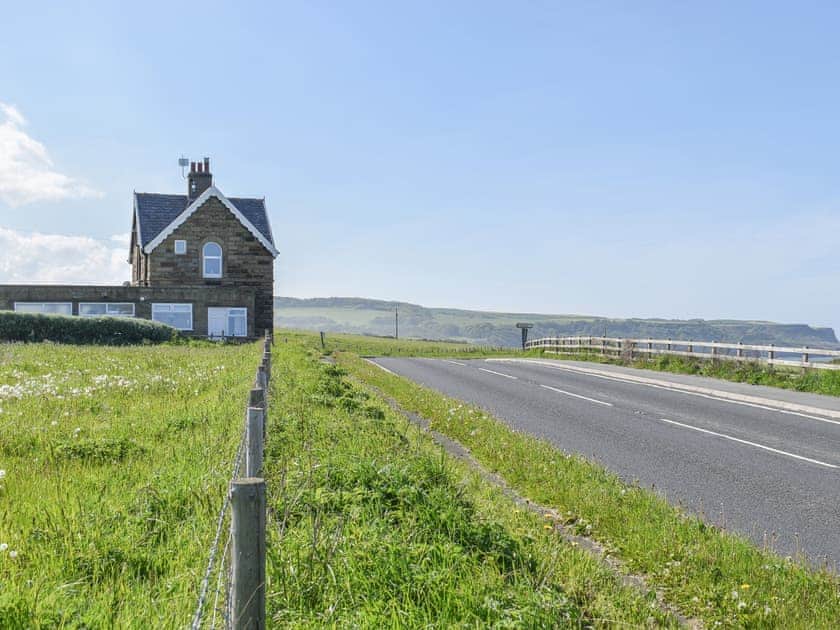 Surrounding area | Toll Bar Cottage, Sandsend, near Whitby