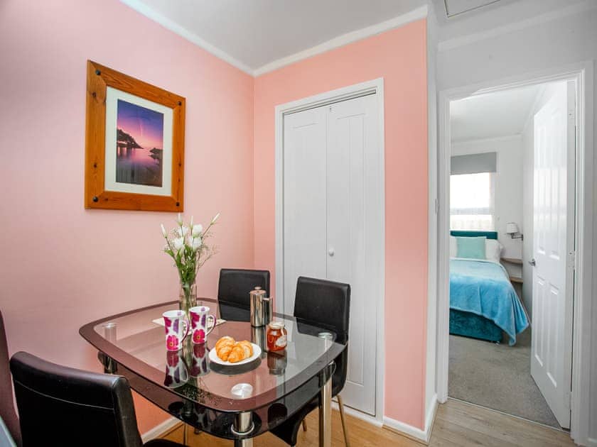 Dining Area | Bank Voles Nest - Granite Henge, Looe
