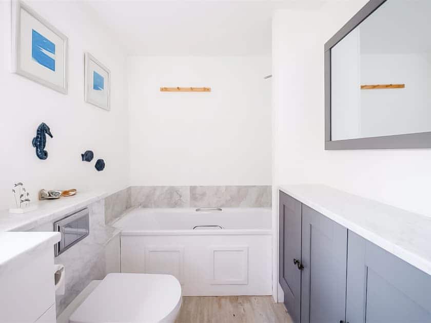 Bathroom | East View, Acton