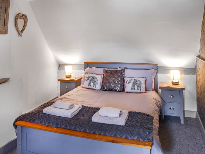 Double bedroom | Raspberry Cottage, Ripple, near Deal