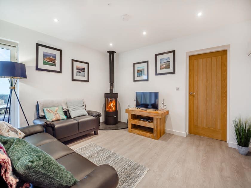 Open plan living space | Hedd Wen, Nebo nr Caernarfon