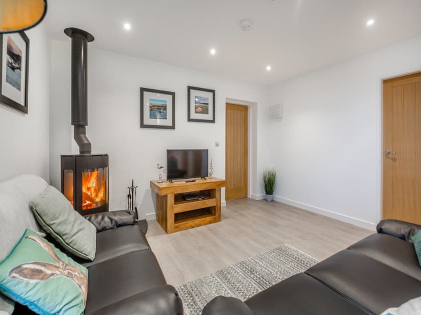 Open plan living space | Hedd Wen, Nebo nr Caernarfon