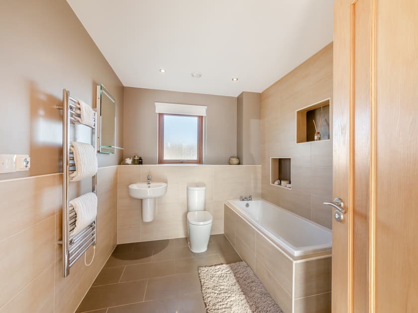 Bathroom | The Beaches, Berwick-Upon-Tweed