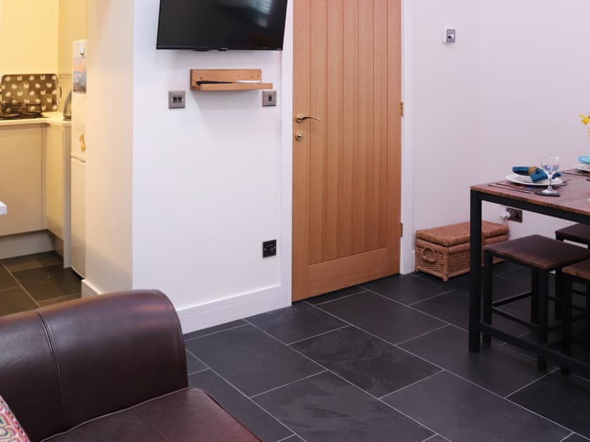 Open plan living space | Bwthyn y Celyn, Conwy Town