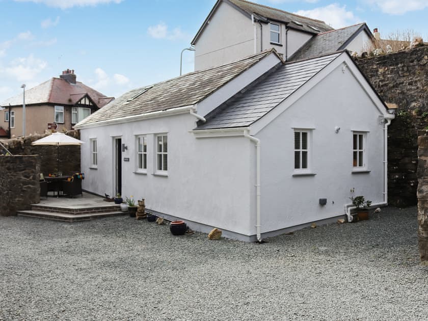 Exterior | Bwthyn y Celyn, Conwy Town