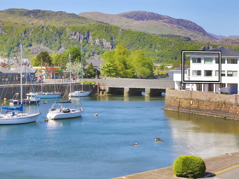 Exterior | Rivers Edge Penthouse, Porthmadog