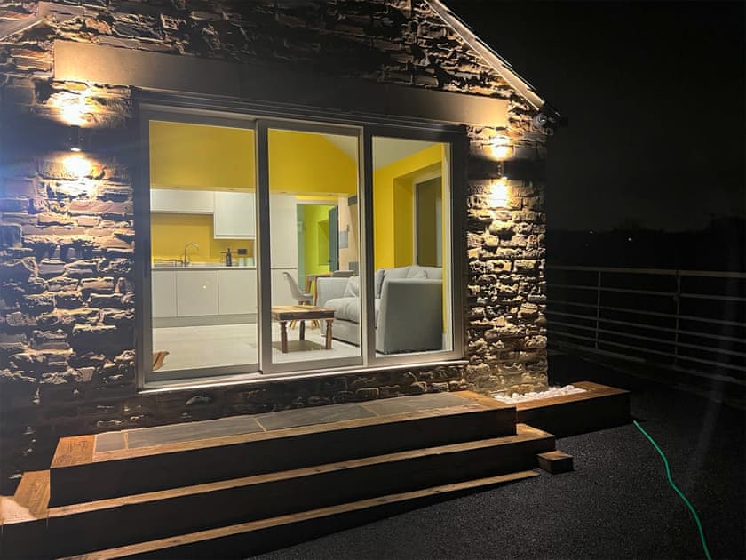 Exterior | Peartree Cottage, Sheffield