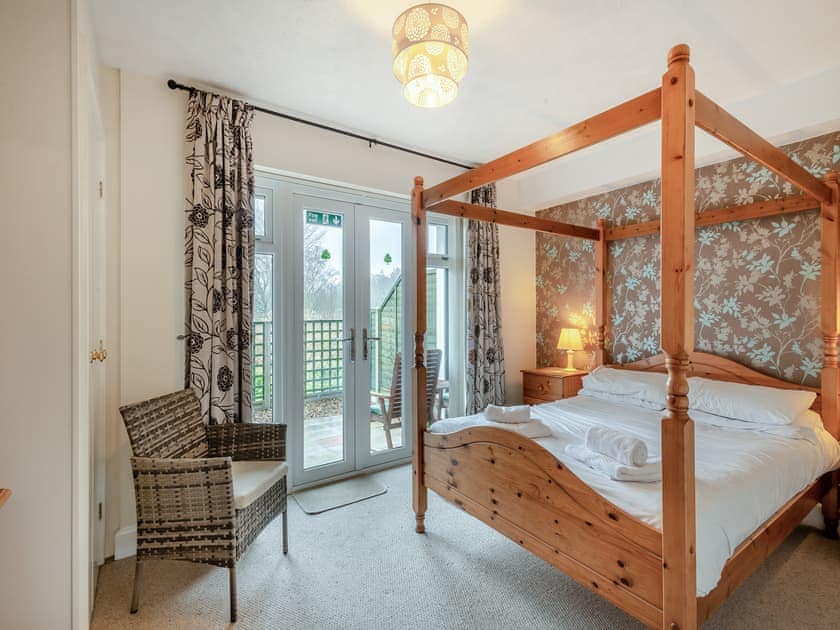 Four Poster bedroom | Wanderer, Sutton Staithe, near Stalham