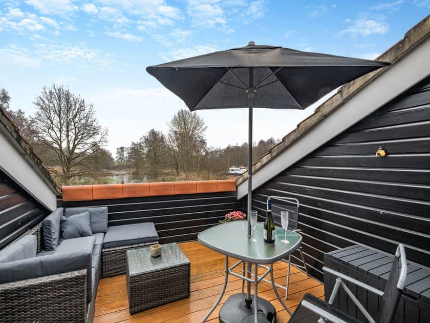 Sitting-out-area | Wanderer, Sutton Staithe, near Stalham