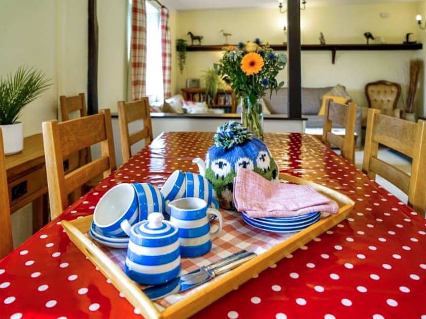 Open aspect from dining area to kitchen | The Tallet - Mennabroom Farm Cottages, Warleggan, near Bodmin