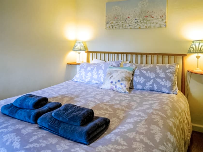 Restful double bedroom | The Tallet - Mennabroom Farm Cottages, Warleggan, near Bodmin