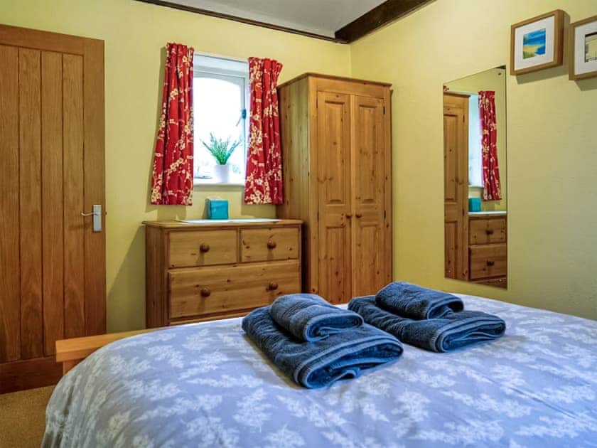 Relaxing double bedroom | The Shippon - Mennabroom Farm Cottages, Warleggan, near Bodmin