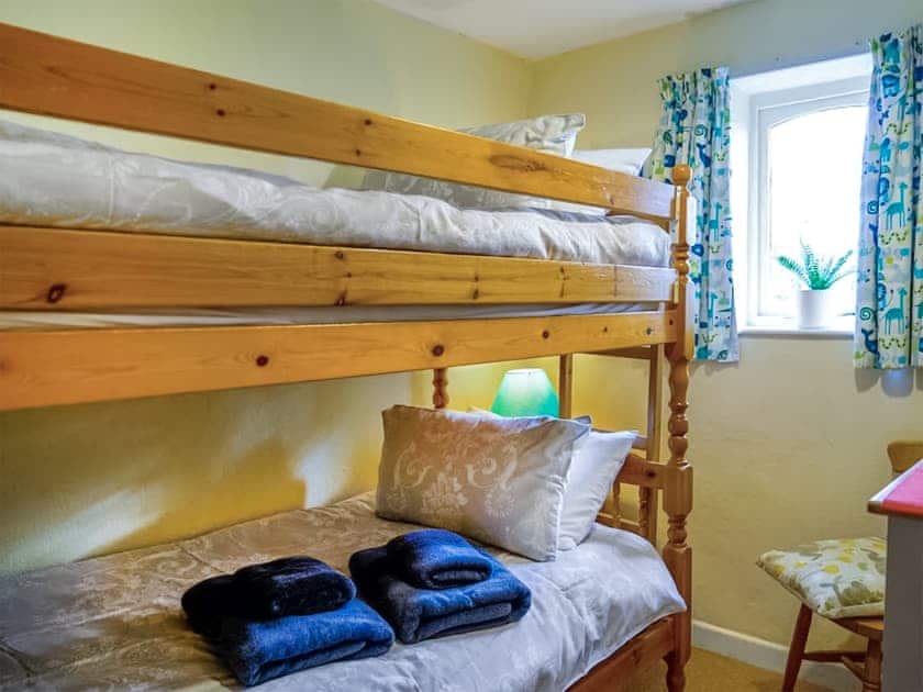 Good sized bunk bedroom | The Shippon - Mennabroom Farm Cottages, Warleggan, near Bodmin