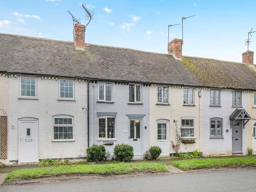 Exterior | Crompton Cottage, Bretforton, near Evesham