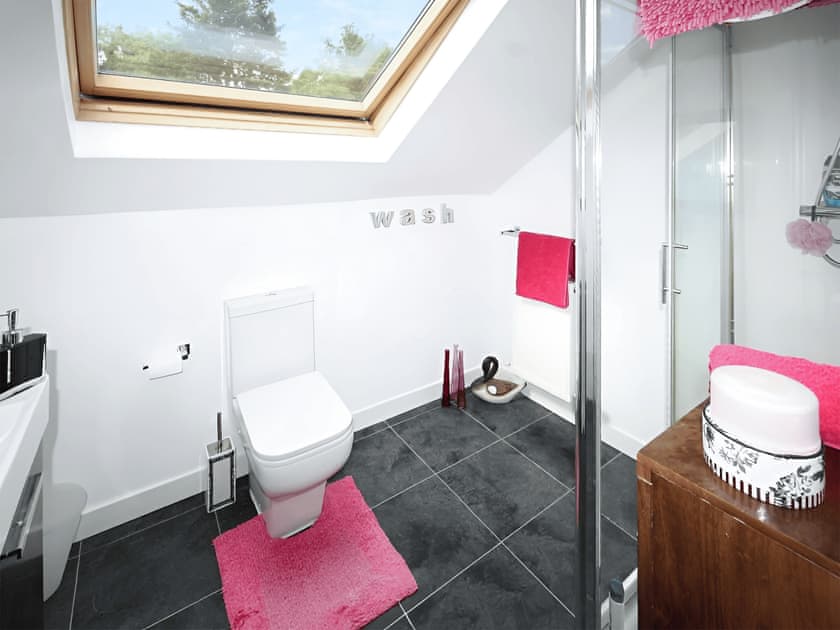 Bathroom | Island SeaView Villa, Rothesay