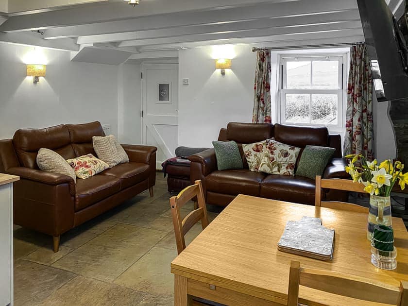 Living area | Cyll y Felin Fawr 1 - Cyll y Felin Fawr, Aberdaron