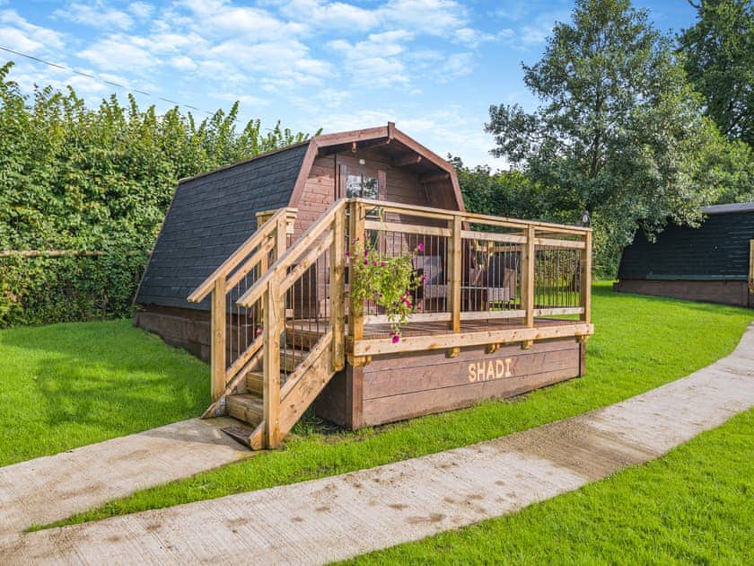 Exterior | Shadi - Hengenin Holidays, Llandyfan, Ammanford