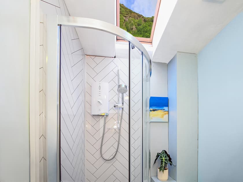 Bathroom | Riverbank Cottage, Beddgelert