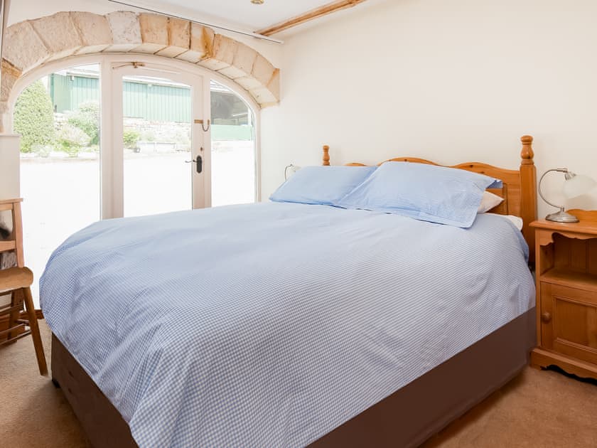 Comfortable double bedroom | Grindon Cartshed, Grindon near Haydon Bridge