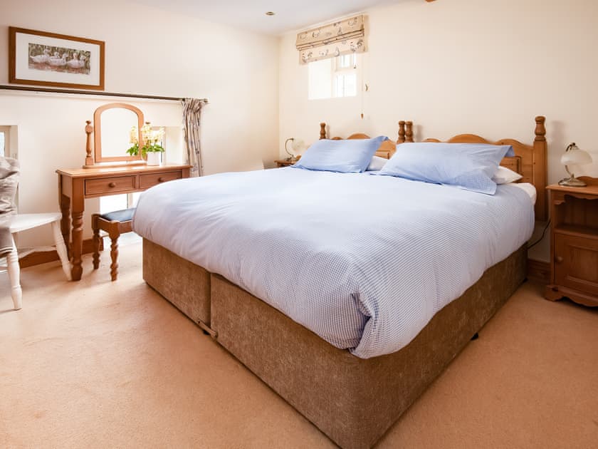 Comfortable double bedroom | Grindon Cartshed, Grindon near Haydon Bridge