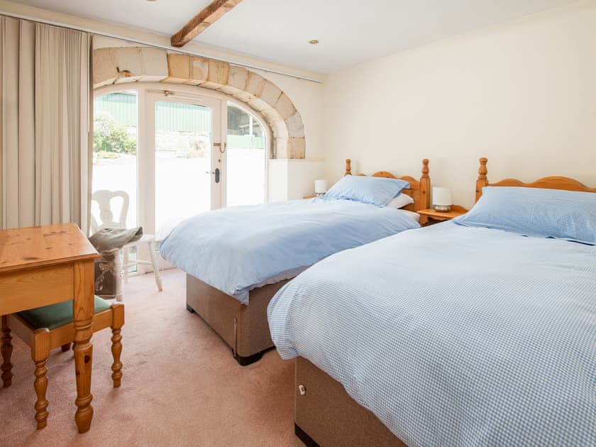 Cosy twin bedroom | Grindon Cartshed, Grindon near Haydon Bridge
