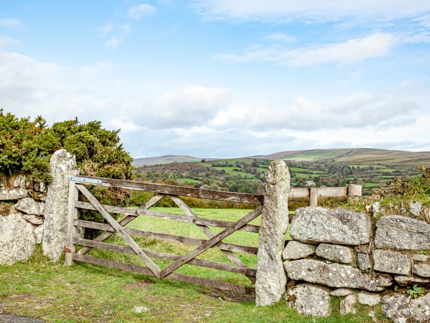 Surrounding area | Little Meadow, Hexworthy, near Yelverton