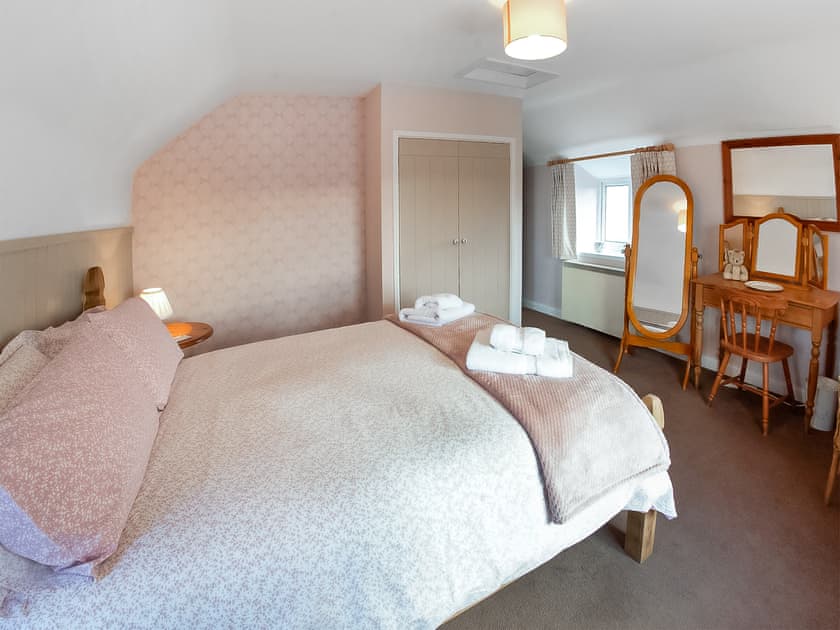 Double bedroom | Cherry Tree Cottage - Spring Cottages, Cheddar