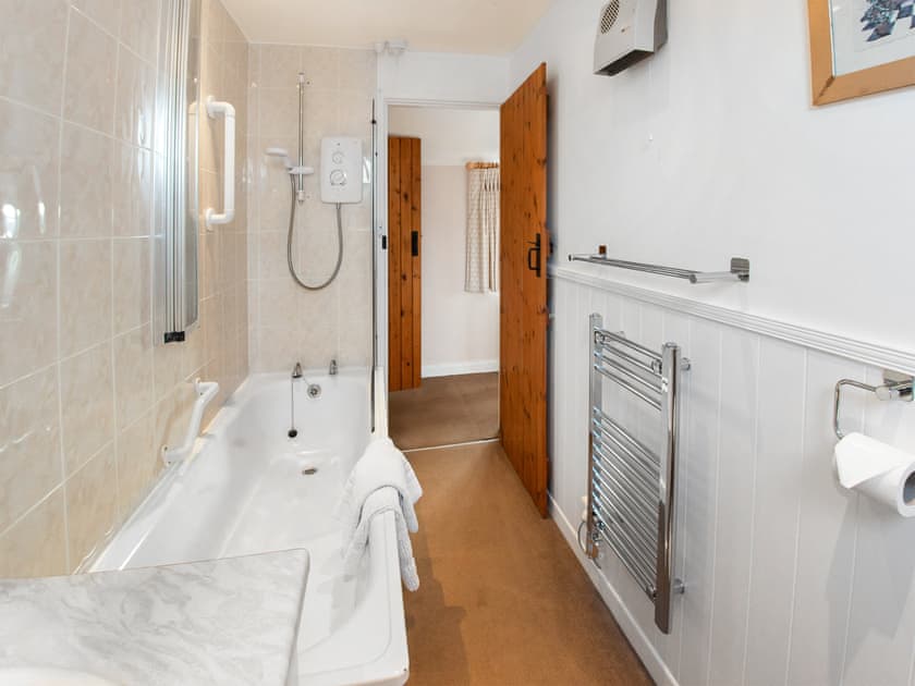Bathroom | Cherry Tree Cottage - Spring Cottages, Cheddar