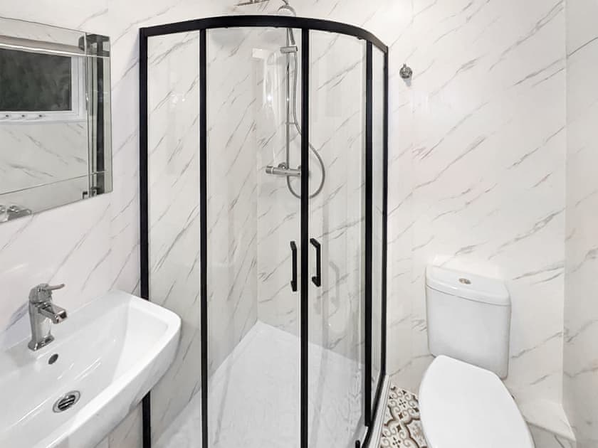 Bathroom | Coastal Hideout, Wells-next-the-Sea