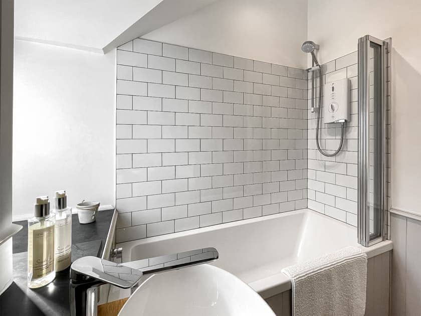 Bathroom | The Hayloft, Boscastle, near Bodmin