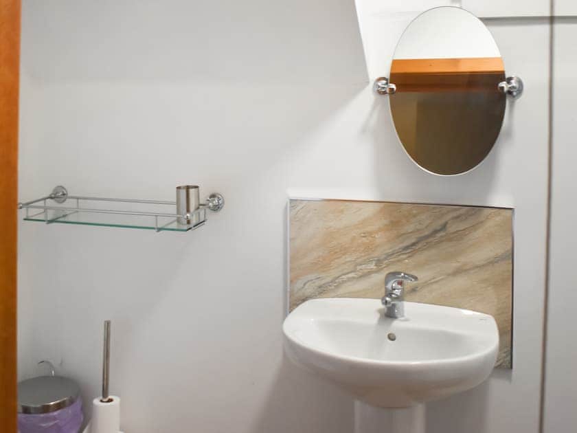Bathroom | Bayview, Kentallen, near Appin