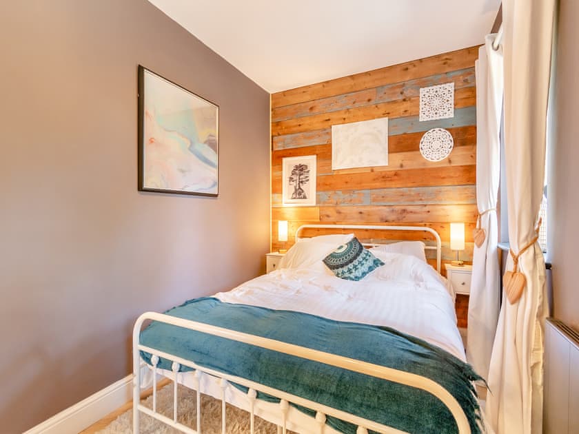 Double bedroom | Bwythyn Cudd, Goodwick, near Fishguard