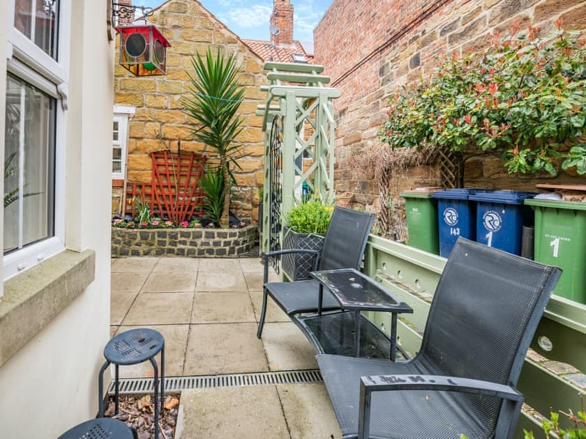 Sitting-out-area | Stella’s Retreat, Guisborough