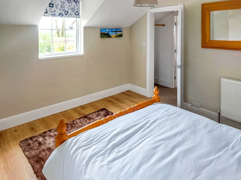 Double bedroom | The Lodge at Owstwick Hall, Owstwick, near Roos