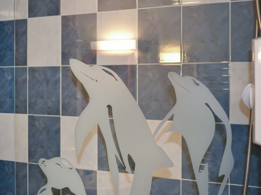 Bathroom | Coillessan Lodge, Inverkirkaig