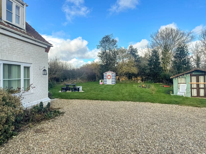 Outdoor area | Iris Apartment - Chapelfield Apartments, Stalham